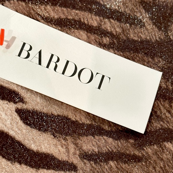 Revolve BARDOT Alexis Mini Skirt Sz. 8 NWT - Picture 8 of 10